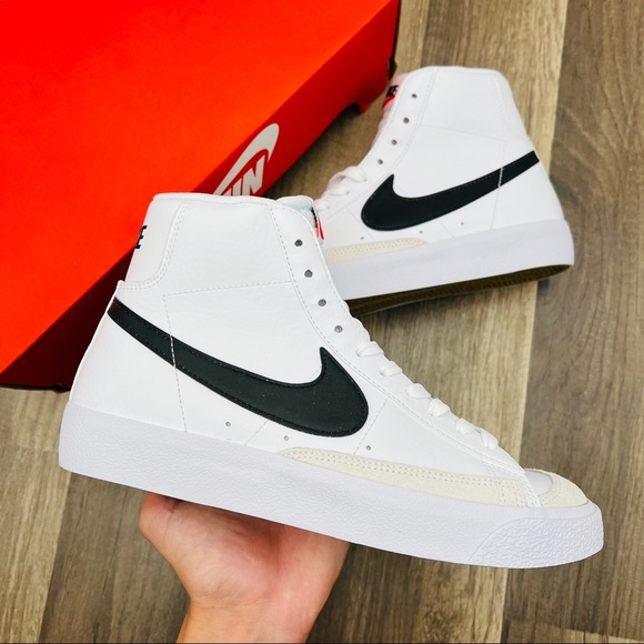 Nike Blazer Mid '77 - Picture 2 of 7